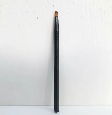 MAC 211SE Pointed Liner Brush Medium Size Brand New!  • £10.51