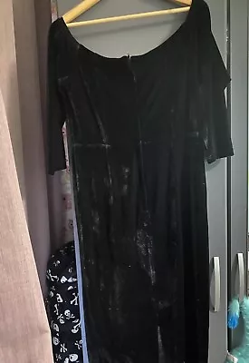 £35 • Buy Collectif Anjelica Velvet Pencil Dress Size 18