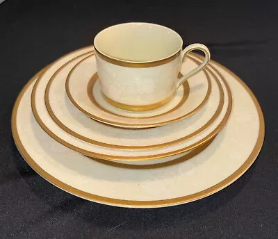 Mikasa  Antique Lace  5 Pc. Place Setting Cup & Saucer Bowl Salad & Dinner Plate • $39.99