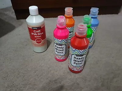 £10 • Buy 5x Hobby Craft  Ready Mixed Paint Bottles & 1 Bottle Of Pva Glue 
