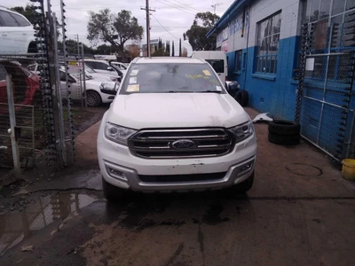 $1500 • Buy 2015 Ford Everest Titanium 3rd Row Seat Complete Electric Type