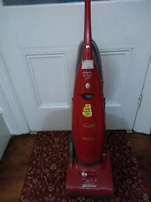 Hoover Powerful 2100 W   Model Dm6228 Type Vu01  For Spares • £20