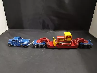 W155-MATCHBOX MAJOR PACK M-6 PICKFORDS CRANE TRANSPORTER AND No16 CASE TRACTOR • $43.50