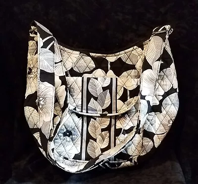 Vera Bradley Hobo Bag In Camellia Pattern • $13
