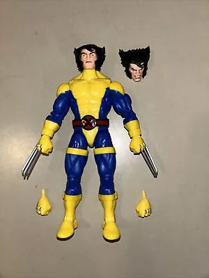 Marvel Legends Wolverine Team Suit X-men Uncanny Retro Wave 6” Figure Hasbro • £19.99