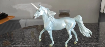 £5 • Buy Breyer Classic Forthwind Unicorn Horse 