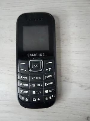 Samsung Gt-e1200i Mobile Phone Retro Vintage - Very Rare - Spares Or Repairs - • £12.22