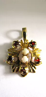 Vintage 9ct Gold Garnet/Opal Pendant Hallmarked • £69