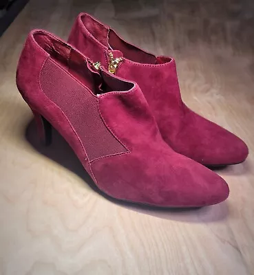 Ellen Tracy Booties Size 9 Red Ankle. New In Box • $26.99