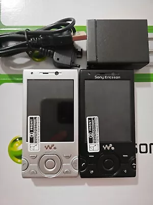 Sony Ericsson W995 Silver Black 3G Unlocked Slide Smartphone • $75