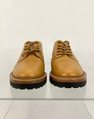 Vince Tan Embossed Leather Lace-Up Oxford Shoes 6.5 • $25