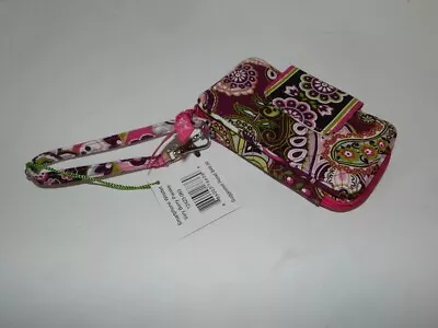 VERA BRADLEY Smartphone Wristlet VERY BERRY PAISLEY • $24.99