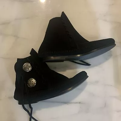 Minnetonka Moccasin ~ Size 5.5 Black Leather ~  • £28.93