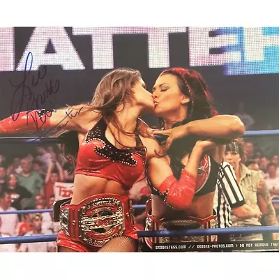 LISA MARIE VARON DIRECT 8x10 SIGNED WWE VICTORIA TNA TARA IMPACT TESSMACHER KISS • $75