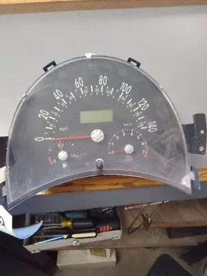 Speedometer Cluster Thru VIN 430000 MPH Fits 00-01 BEETLE 274842 • $102.72