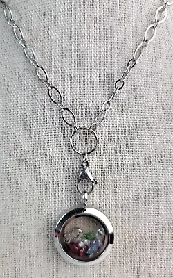 Origami Owl Locket Pendant Necklace 31 Inch  Grandma  Silver Tone Lobster Clasp • $22