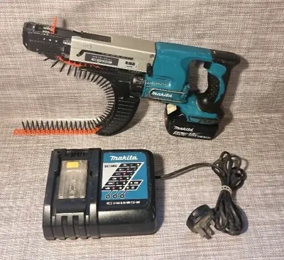 Makita DFR550 2019 18V LXT Auto Feed Drywall Collated Screwgun 5AH Batt  Charger • £184.99