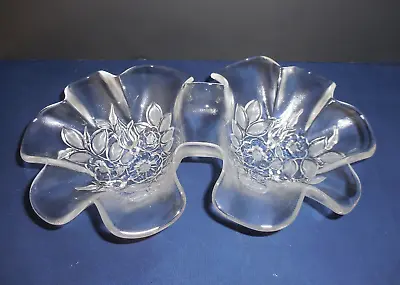 Mikasa Rosella Clear Frosted Floral Footed Double Relish Bowl Scalloped  11  • $8.99