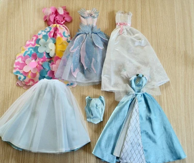 £20 • Buy Barbie Lot 5 VINTAGE Gowns.Including Blossom Beauty, Swan Lake & Sleeping Beauty