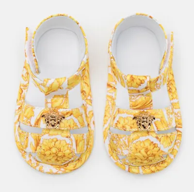 NEW Young Versace Kids Baby Girl Boy Newborn Borocco Pre Walker Shoe EU 17 UK 1 • $200
