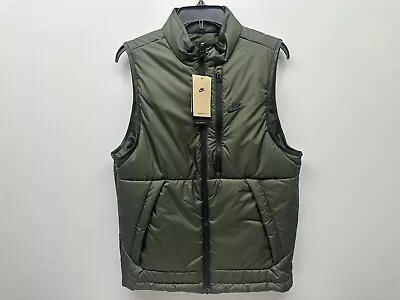 Men's Nike Vest NSW Sportswear Therma-Fit Puffer / Green / DD6869-355 / Size S • $54.99