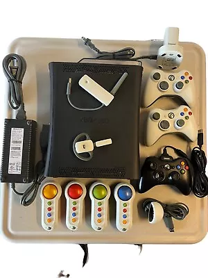 $79.99 • Buy Xbox 360 BUNDLE Black Console 120GB HDD 3 Controllers LOT Headset Games Charger