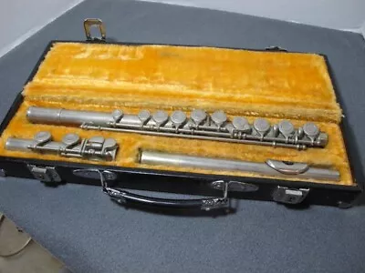 Vtg #211311 Bundy Selmer USA Flute W Case • $59.99