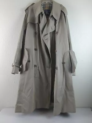 BURBERRYS’ Vintage Mens Trench Coat Rain Jacket Stone Khaki UK Sz Medium • $299.99