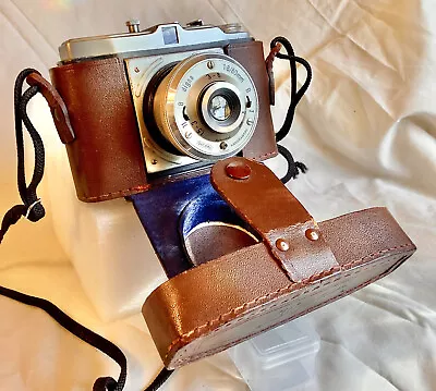 Lomography.  Vintage Dacora Digna Medium Format Camera LOMO - FULLY WORKING • £5