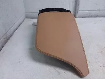 2017 VOLVO XC90 Center Console Arm Rest Saddle Brown Leather Lid                 • $124.95