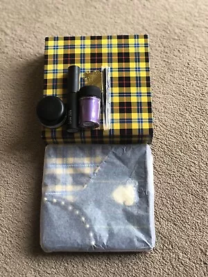 £20 • Buy Mac Tartan Set - Presses Pigment And Eyeliner
