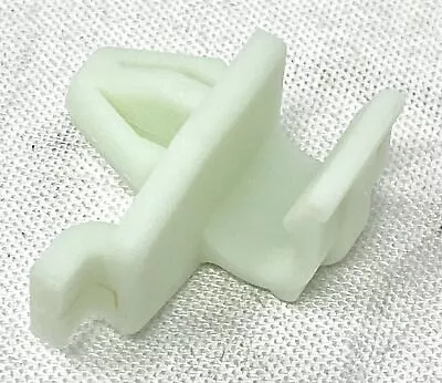 $10.35 • Buy GM OEM Hood-Support Prop Rod Holder Clip Clamp 88891789