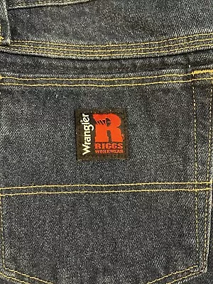 Wrangler Riggs Men’s 32x34 5-Pocket Jeans Dark Blue • $17.90