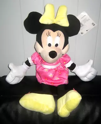 NEW MACY'S 22 INCH MINNIE MOUSE Reg.$40 DISNEY STUFFED ANIMAL GOOD ANY OCCASION • $17