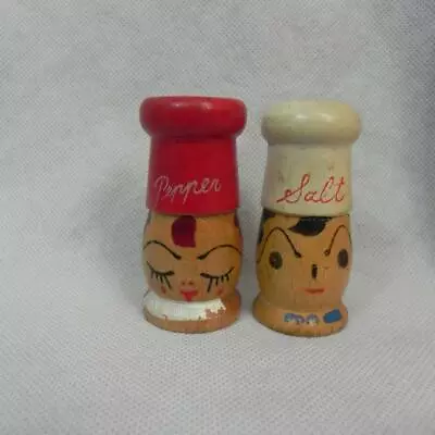 Vtg Wood 2.5  Man & Woman W CHEF HAT Mini SALT & PEPPER SHAKERS Made In JAPAN P2 • $9.81