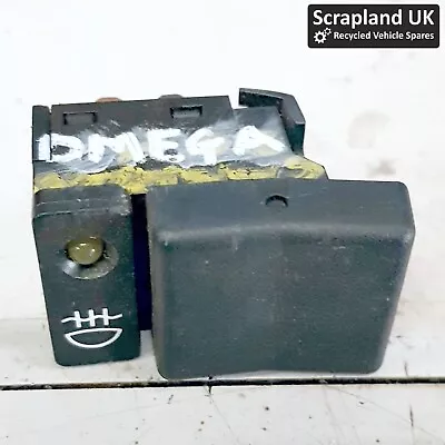 VAUXHALL OMEGA B1 1994–1999 Rear Fog Light Switch 90336299 • $24.87