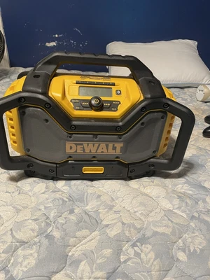 $1000 • Buy DeWalt DCR025 12V/20V/60V Bluetooth Charger Radio