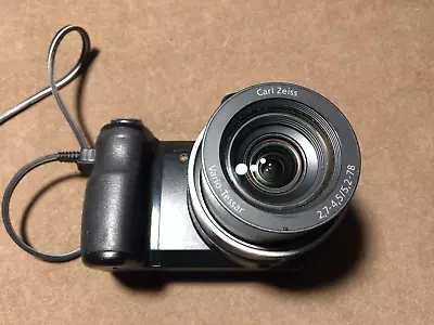 Old Sony DSC-H7 Digital Camera 8.1 Megapixel  (Works But Please Read) • £24.99