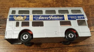 MATCHBOX SUPER KINGS THE LONDONER 1952-1977 SILVER JUBILEE BUS 1972 Model USED • £2