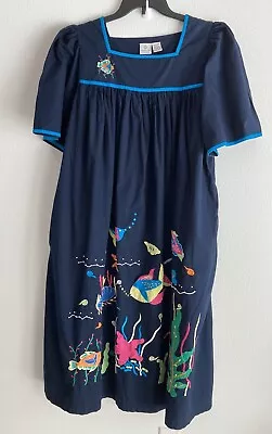 Smithsonian Institution Muumuu/Lounge Dress Applique Embroidery Ocean Fish Sz L • $24.99