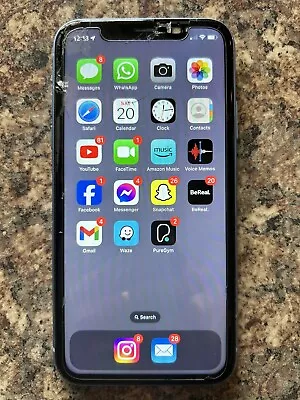 IPhone XR - 128GB - Unlocked Cracked Screen Works Fine • £31