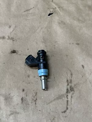 Oem Mercury Verado 350 / 400 Hp Fuel Injector Pn# 8m6002465 (b-66-5) • $89.99