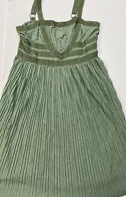 Matilda Jane Green Ruffled Sundress Sz Medium Spaghetti Strap Lace • $19.99