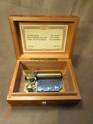Rare & Exquisite Reuge 3 Tune 36 Note Thuya Wood Music Box (see Video) • £337.80