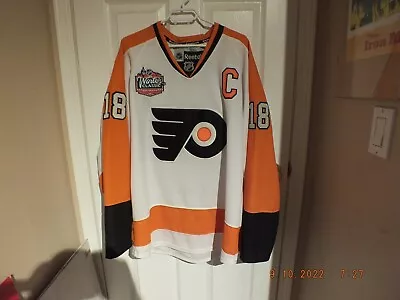 Mike Richards 2010 Philadelphia Flyers Winter Classic Jersey Size L Fight Strap  • $128.79