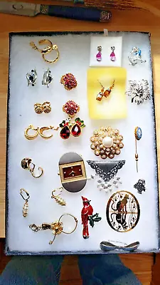 Vintage Costume Jewelry Signed Avon Lisner TrafariSarah Cov. Exceptional 30PC • $49.99