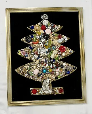 Vintage 1985 Handmade JEWELRY 3D CHRISTMAS TREE Art On Velvet Framed 15x12  • $49