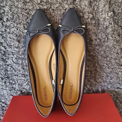 Merona Navy Faux Leather Point Toe Ballet Flat Womens Sz 8.5M • $14