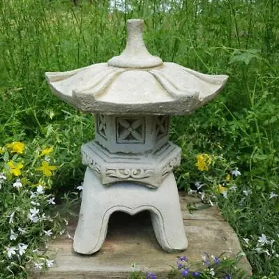 Tendai Pagoda Oriental Ornament • £91.99