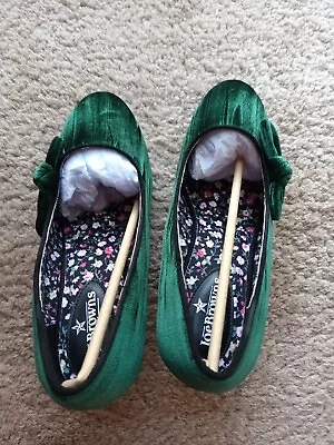 Stunning Joe Browns Green Velvet Bow Shoes Rare Sz 4 Exwide (12) • £39.95